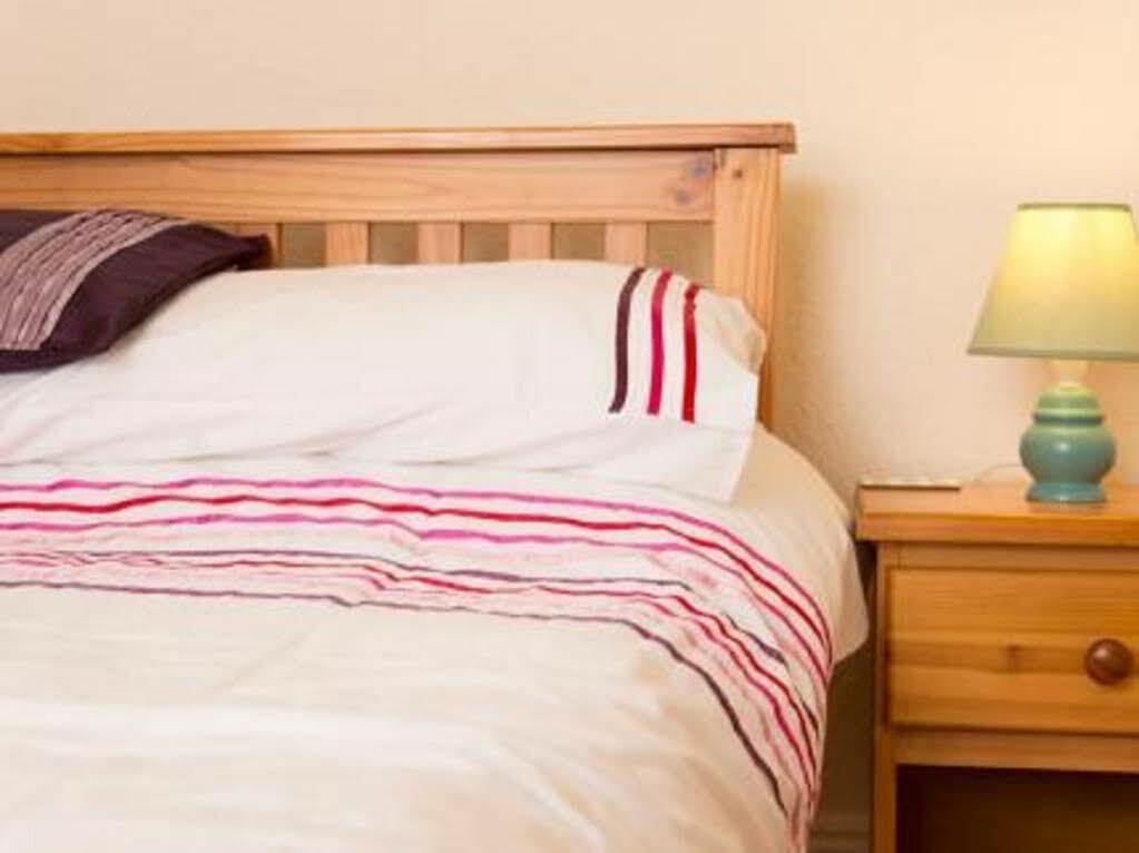 Sandy Bay Guest House Борнмут Экстерьер фото